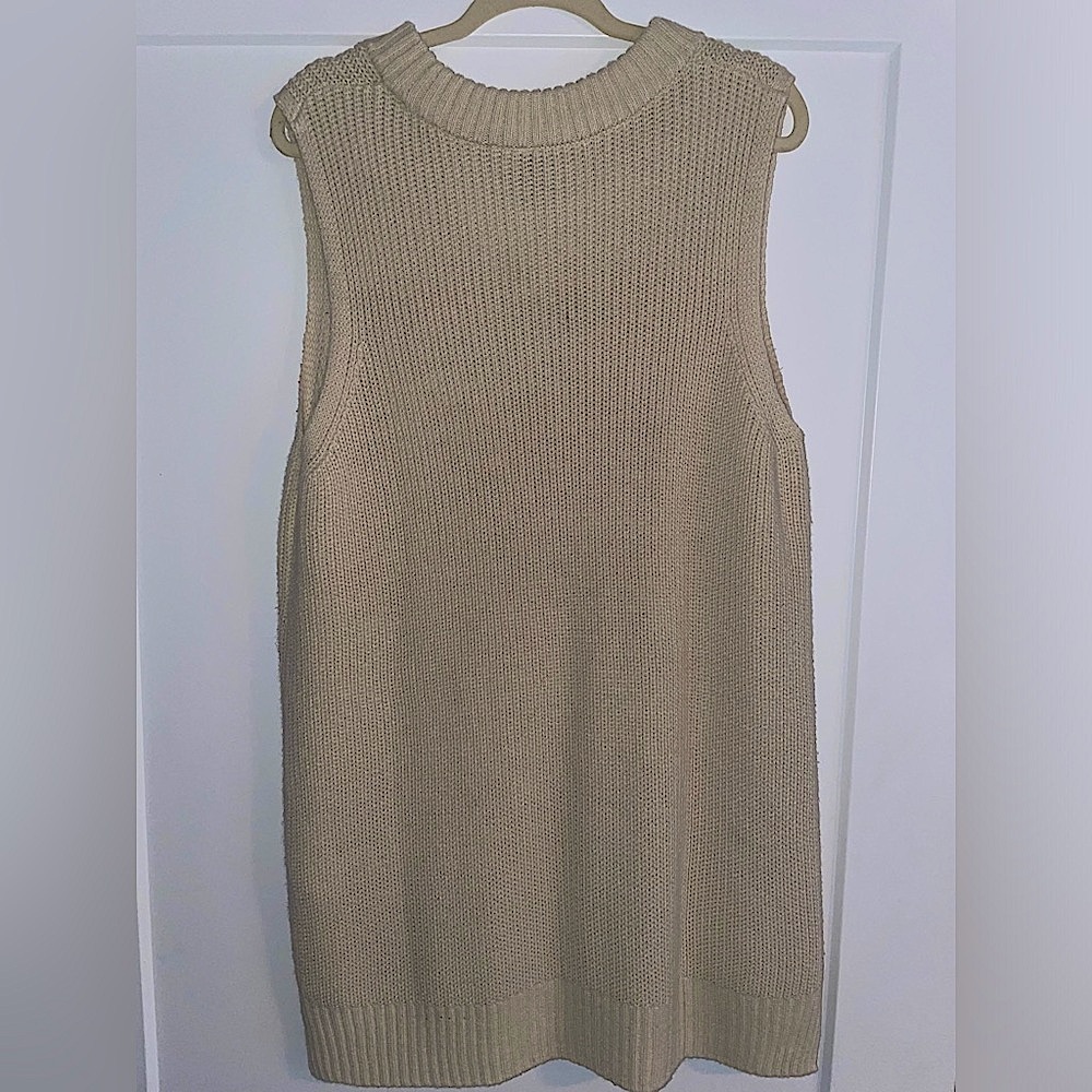 H&M Knit Sweater Vest Dress - Picture 4 of 4